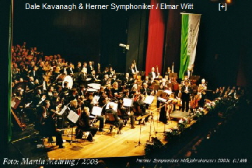 Dale Kavanagh & Herner Symphoniker; Foto: Martin Mehrung 2003; Klicken = Vergrern